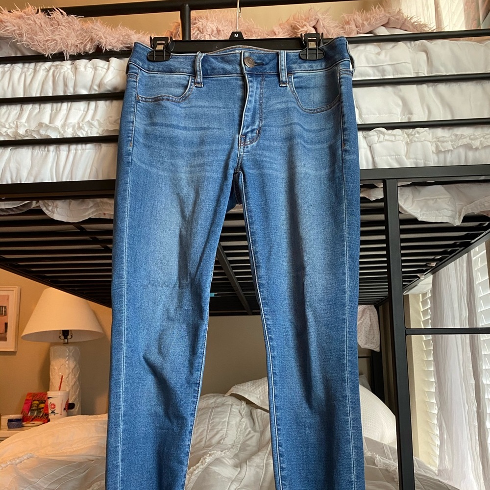 AMERICAN EAGLES JEANS
